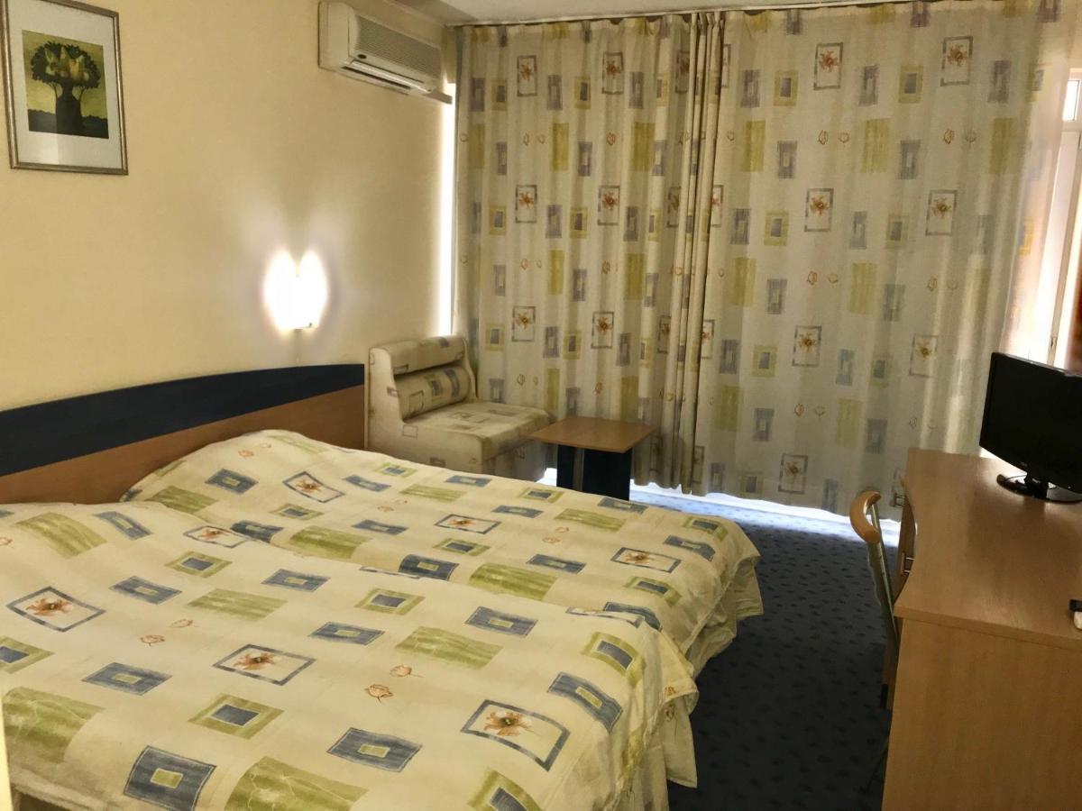 Hotel Riviera Ravda Extérieur photo